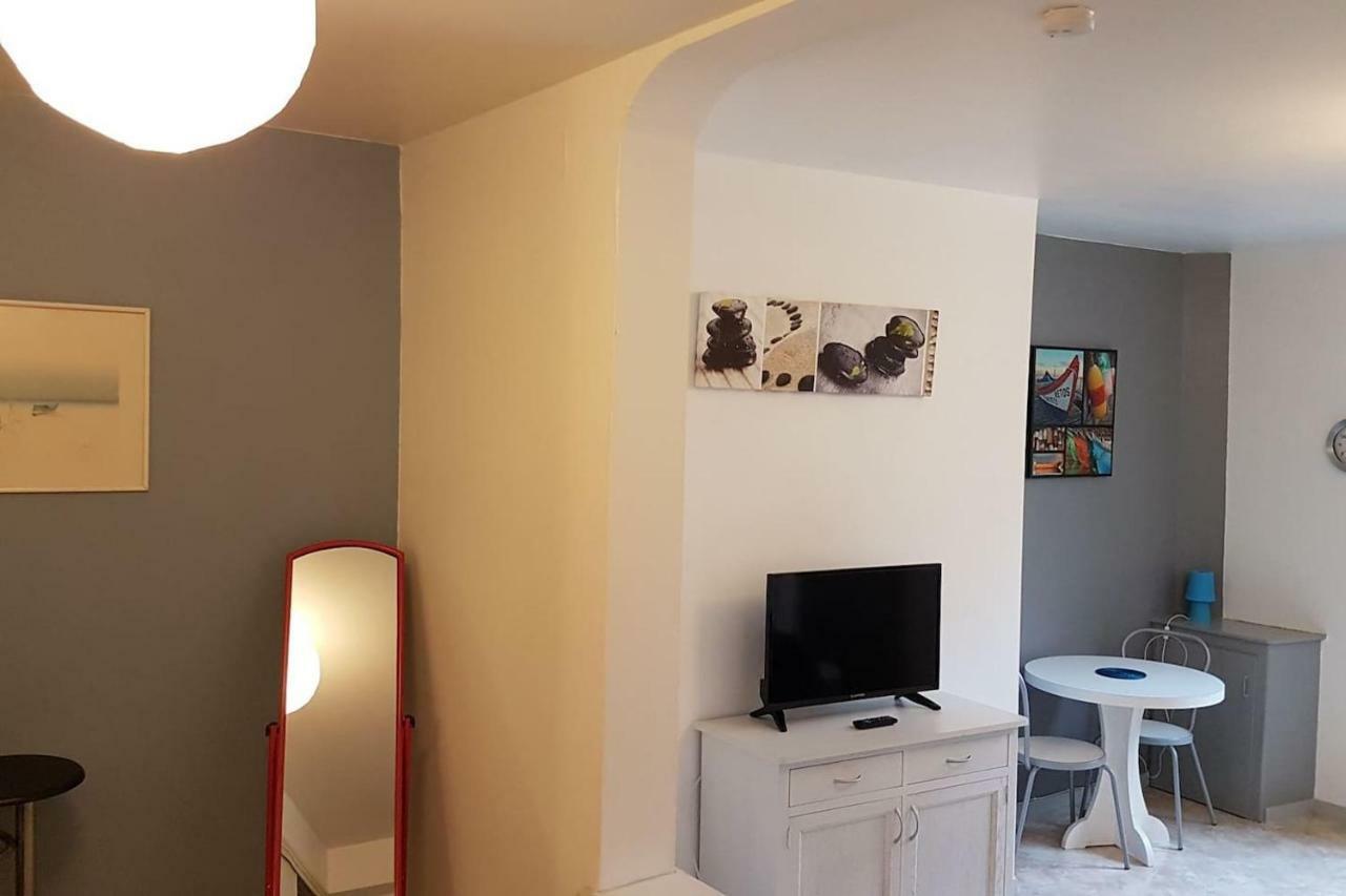 Appartement 10 Rue des Récollets 1er gauche à Brive-la-Gaillarde Extérieur photo